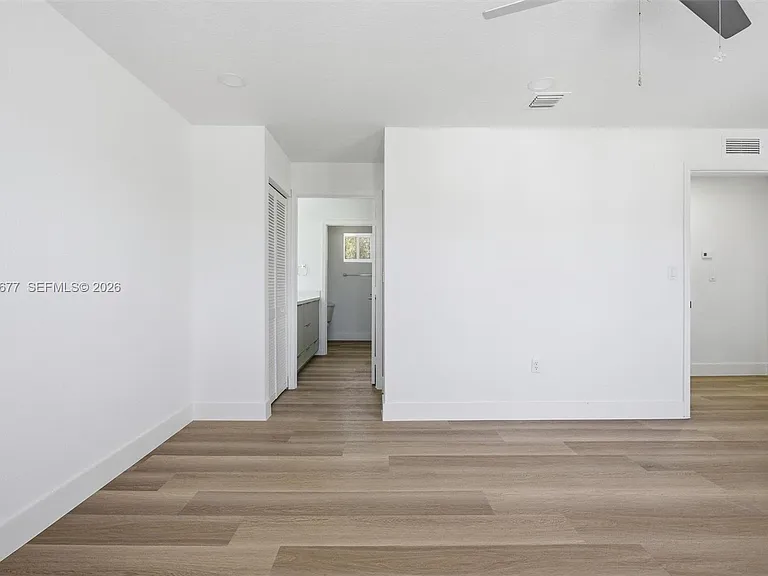 82 SW 3rd Ct — Photo 25