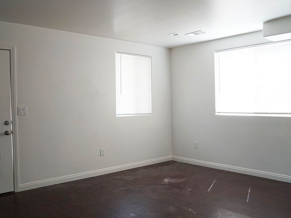 1st image of 2519 Alsace Ave
