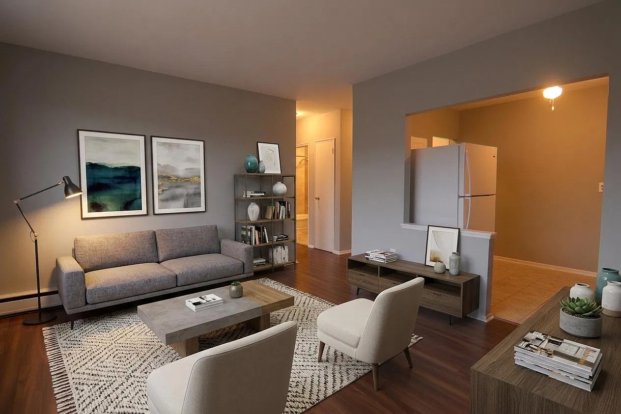 50 Mohawk Road West Hamilton — Photo 2