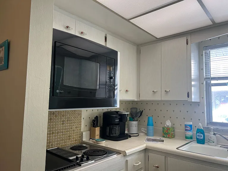 1205 Tarpon Center Dr #D1 — Photo 16