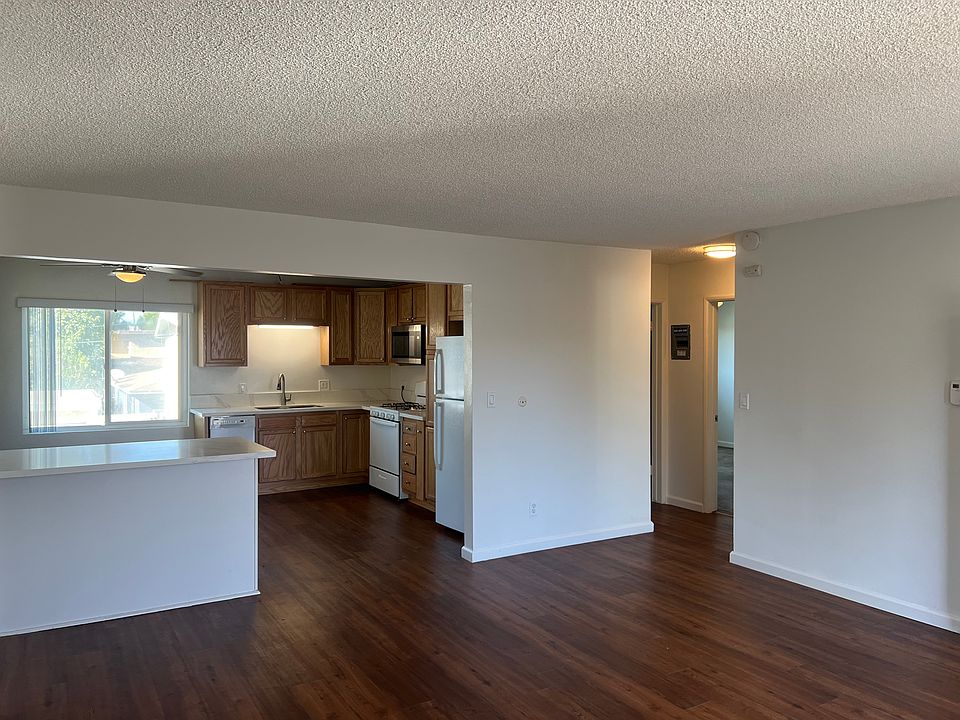 1st image of 1088 Bonita St