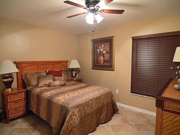 5th image of 926 Capri Isles Blvd APT 124