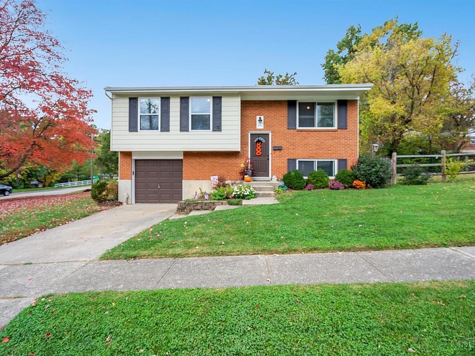 1st image of 391 Viscount Dr