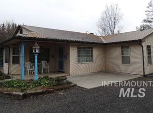 714 E Lewis St, Moscow, ID 83843
