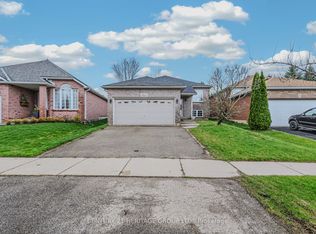 4 Dowden Ave, Brantford, ON N3T 6N5