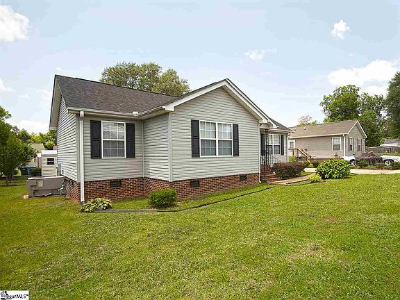 2nd image of 302 Alice Ave