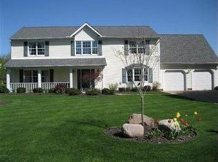 9385 Whalers Cv, Mentor, OH 44060