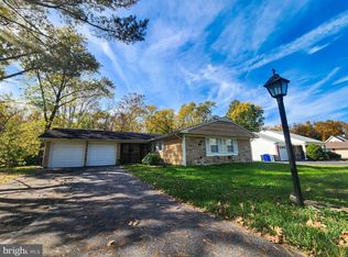 15726 Pointer Ridge Dr, Bowie, MD 20716