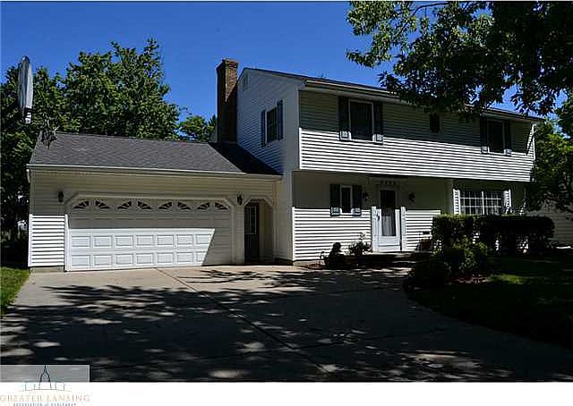 1st image of 2820 E Southwood Dr