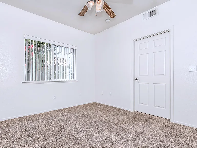 Palo Alto Place — Photo 46
