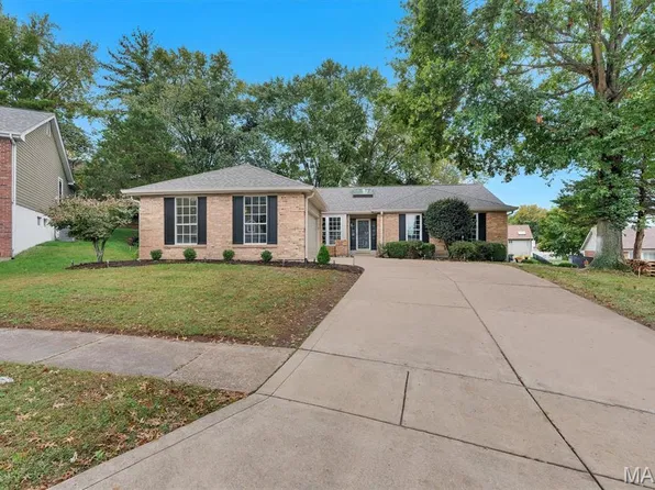 4 Westbrooke Terrace Ct, Ballwin, MO 63021