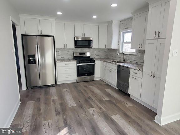 2nd image of 109 Coville Dr