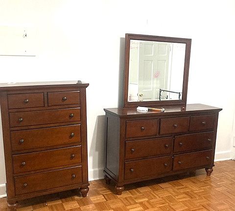 3rd image of 155 E 106th St APT 1