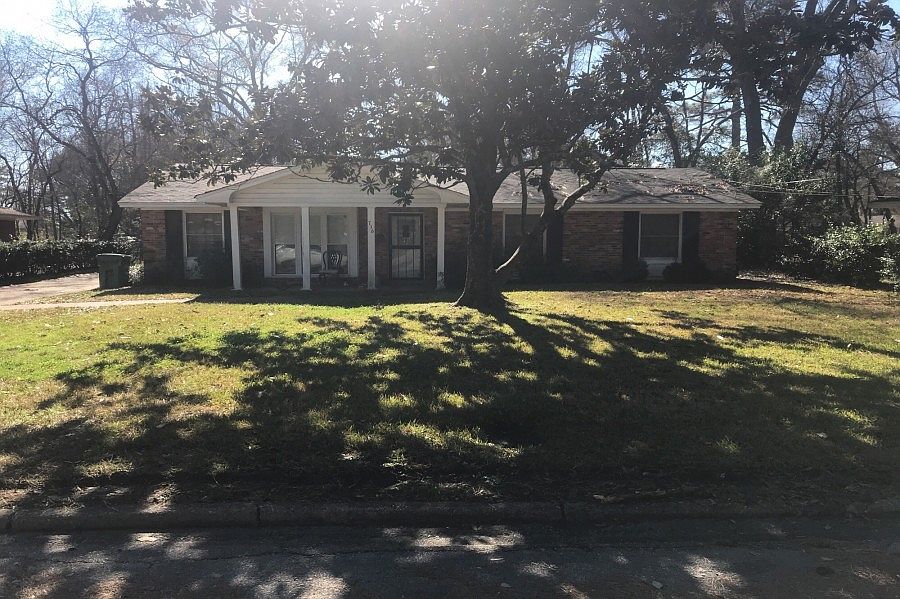 1st image of 716 Byrne Dr