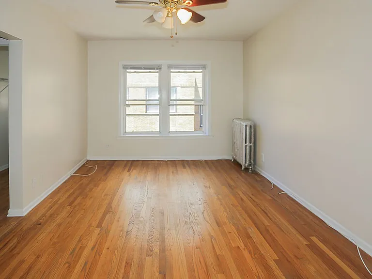 3912-28 N. Pine Grove — Photo 12