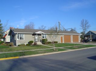 101 N 2nd St, Belview, MN 56214