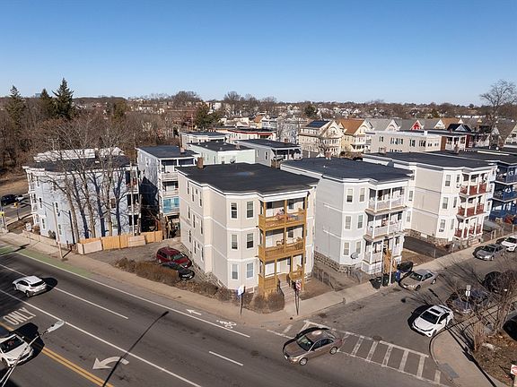 3rd image of 59 Wilcock St