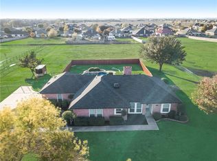 521 Mustang Ct, Lavon, TX 75166