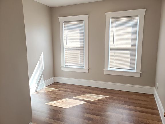 5th image of 2122 Fern Ct