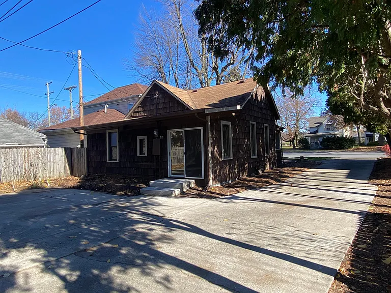 1925 Spy Run Ave — Photo 3