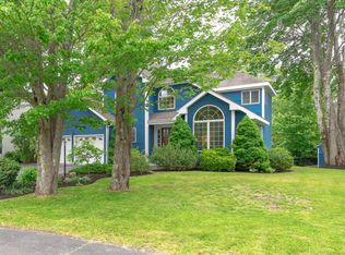 11 Kingsmark Ln, Portland, ME 04102