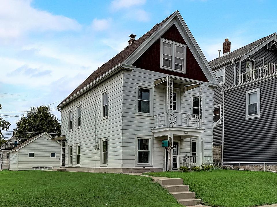 1st image of 3719 E Barnard Ave #3723