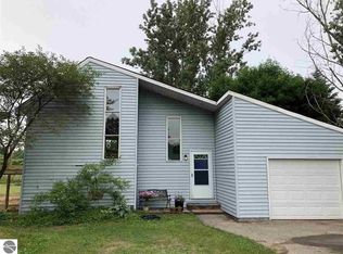 113 Four Square Dr, Mount Pleasant, MI 48858