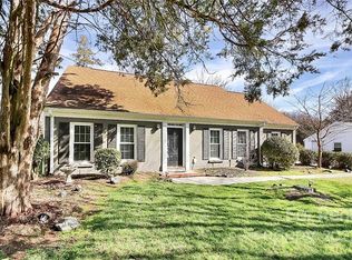 2436 Lawton Bluff Rd, Charlotte, NC 28226