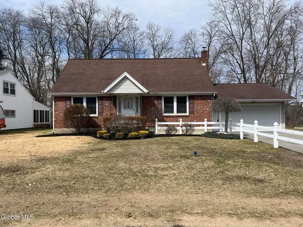 2757 Maida Lane, Schenectady, NY 12306