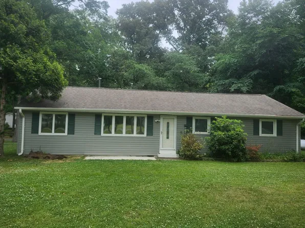45385 Baringer Dr, California, MD 20619