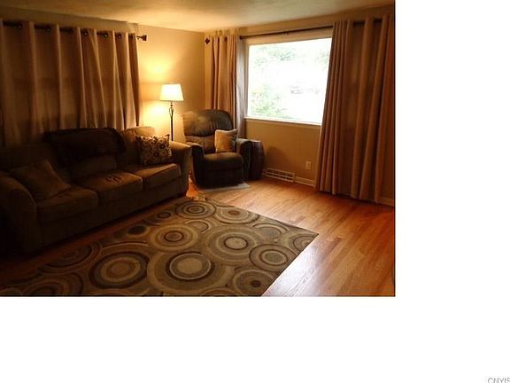 5th image of 108 Pinewood Dr