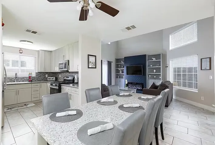 4195 Riker Ave — Photo 2