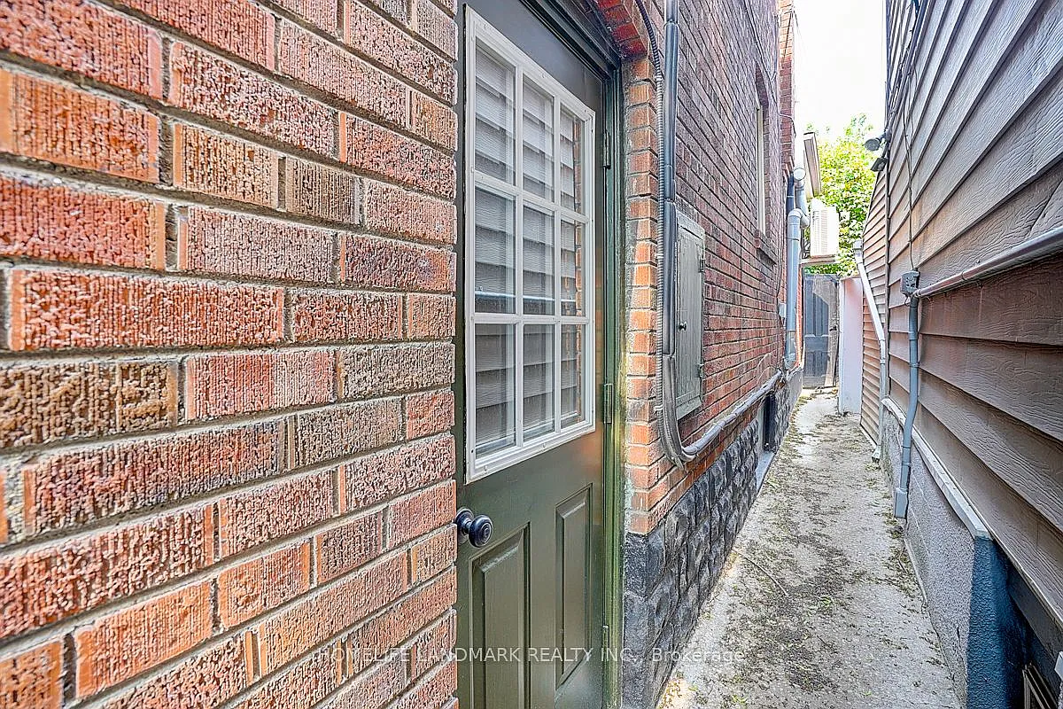 2 bed, $1,700 — Photo 2