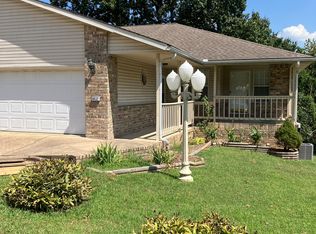 8632 Golf Creek Dr, Rogers, AR 72756