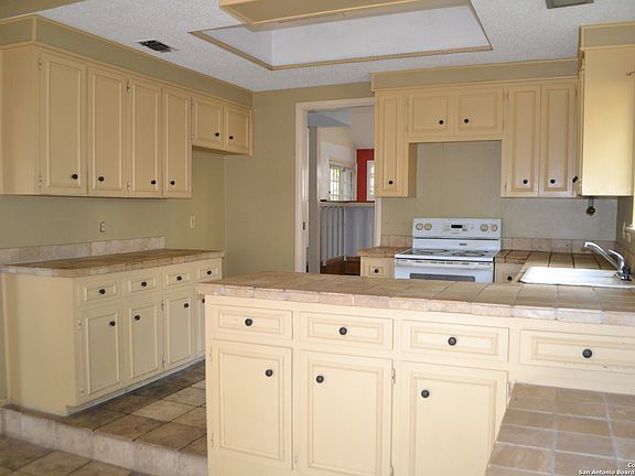 3rd image of 11300 WHISPER GLEN DRIVE