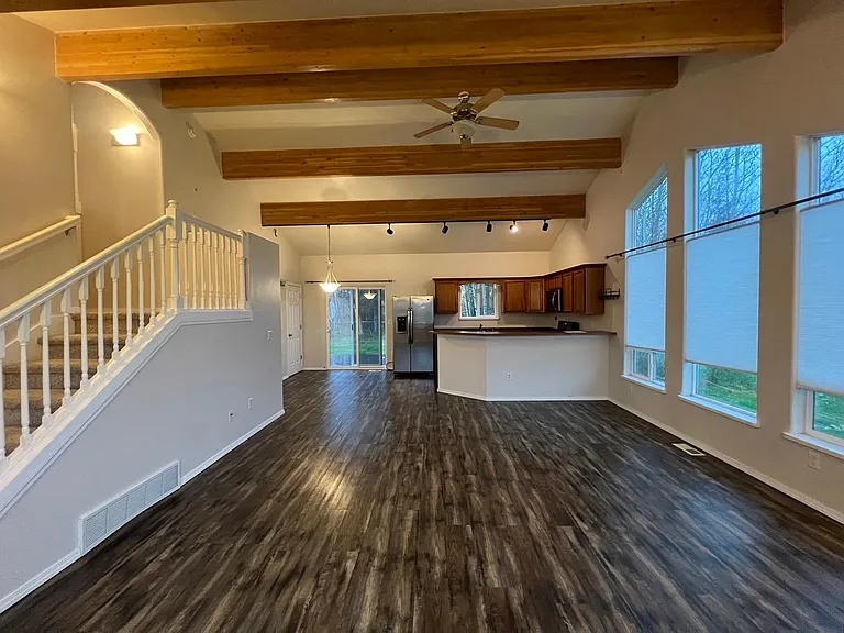 1292 S Vermillon Dr #B — Photo 22