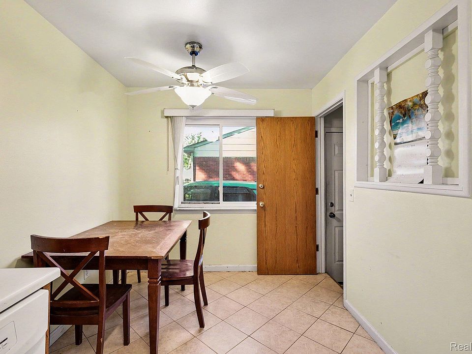 34535 Beaconsfield St, photo 5