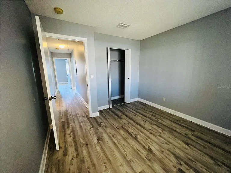 605 Ridge Ter #605 — Photo 18