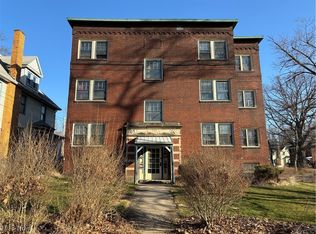 216-222 Lora Ave, Youngstown, OH