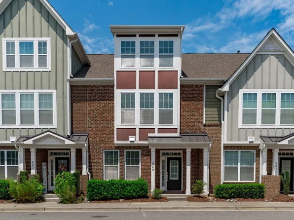 549 Balsam Fir Dr, Cary, NC 27519