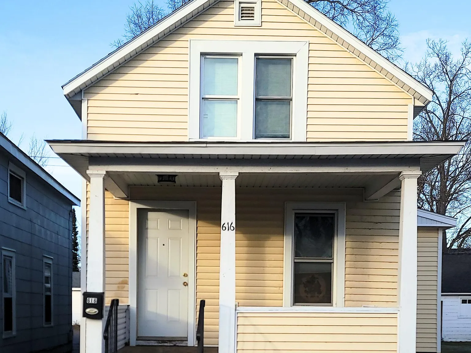 4 bed, $2,020 — Photo 1