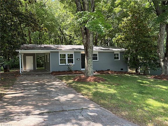2nd image of 1352 Calvert Dr