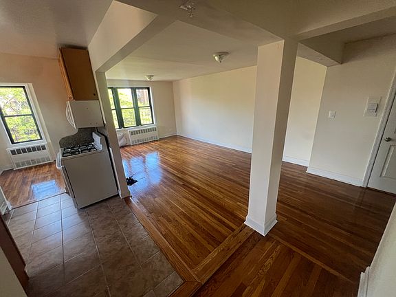 5th image of 144-70 41st Ave #610