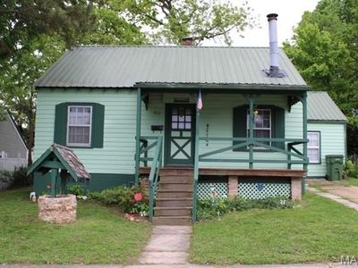902 E 6th St, Rolla, MO, 65401