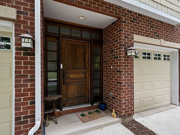 2nd image of 507 Grove Ln #H