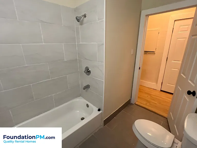 1683 Walker Ave — Photo 16