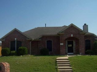 2136 Hickory Ridge Dr, Mesquite, TX 75181