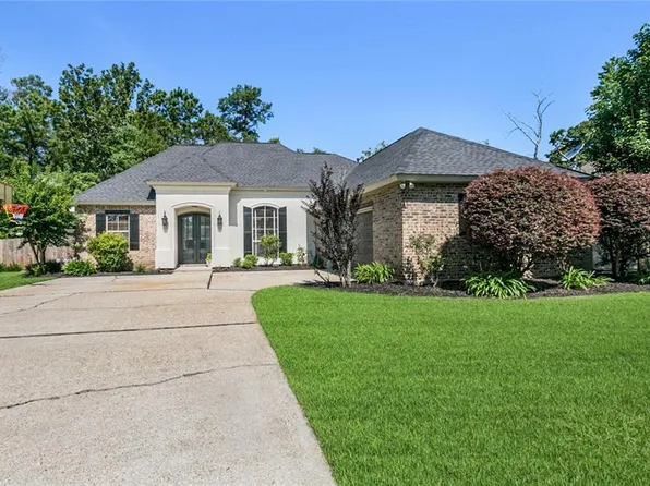 525 Serenity Ln, Madisonville, LA 70447