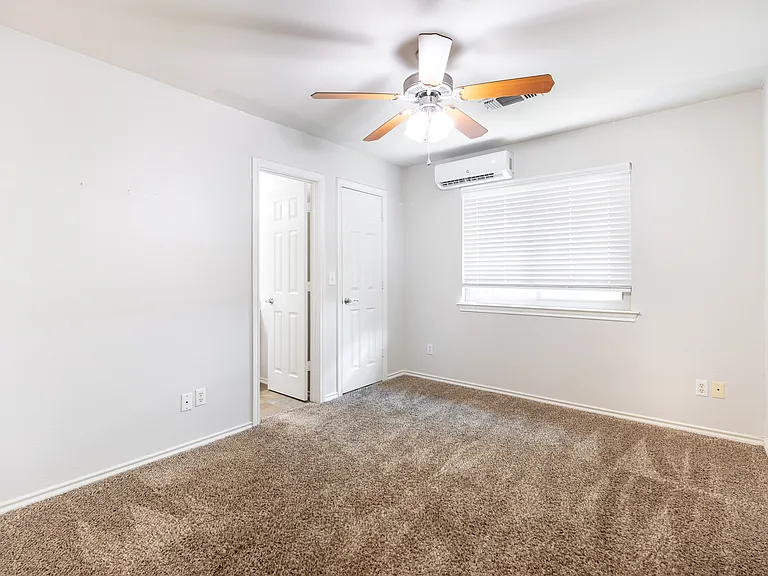 1801 Fern Ct — Photo 11