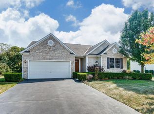 11760 Bridgewater Dr, Pickerington, OH 43147